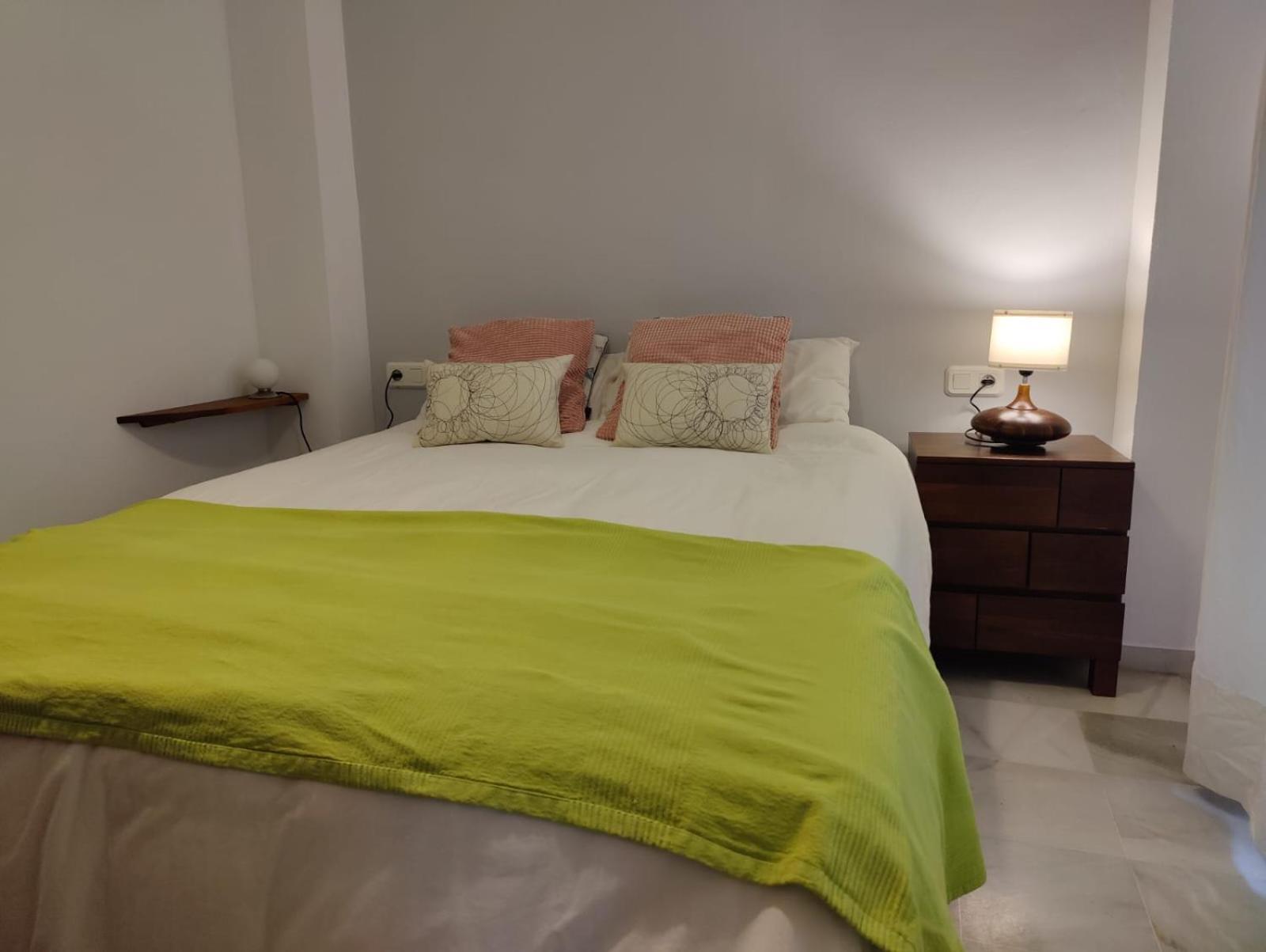 Appartement Luminoso Exterior Con Balcon Y Patio En Centro Historico Feria-alameda Séville